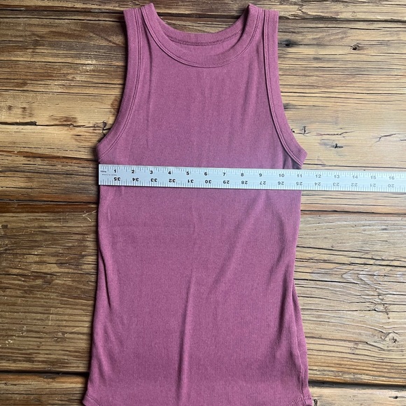High Neck Ribbed Tank Top - Picture 3 of 5